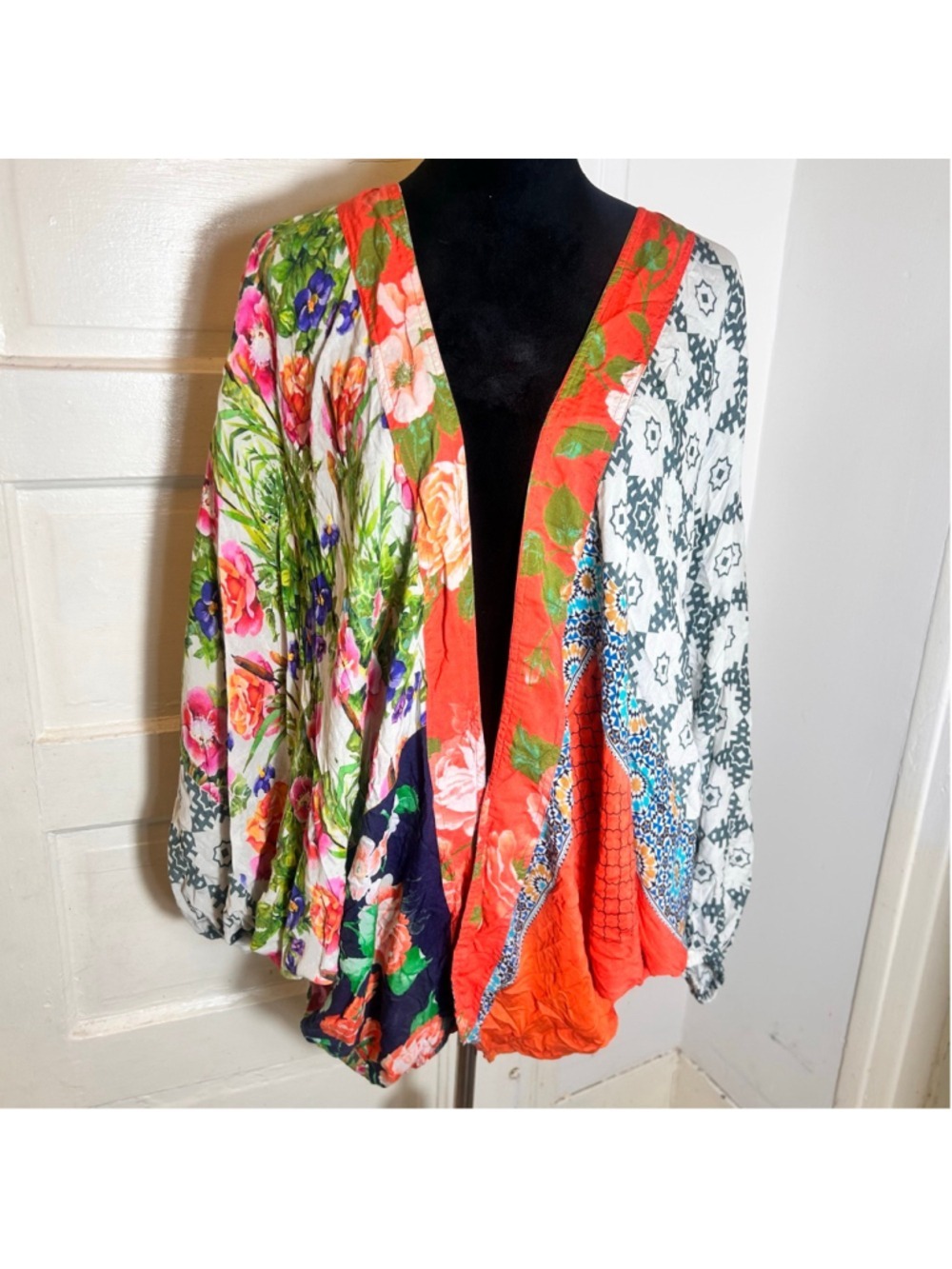 Akemi + Kin Floral Boho Duster Kimono Multi-color Coastal Lightweight